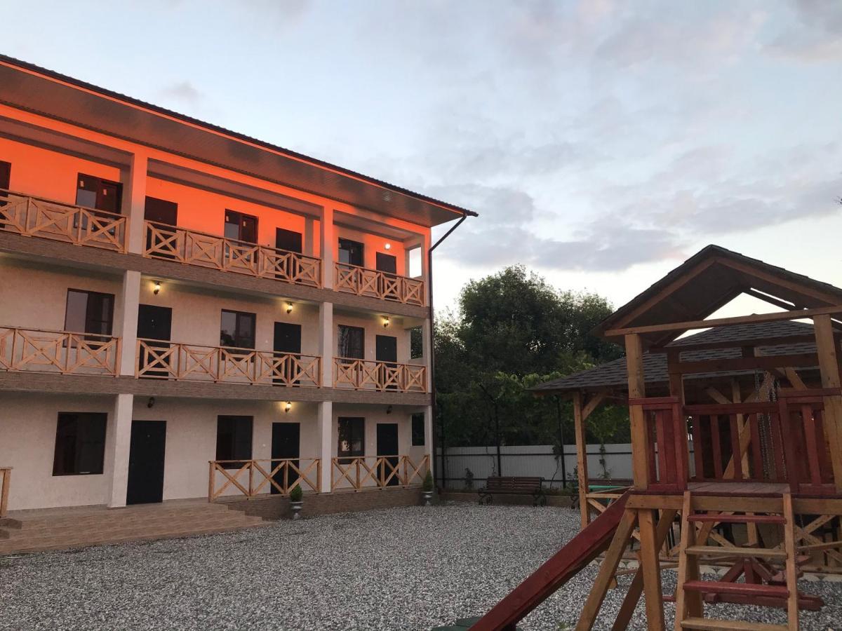 Guest House Dana Pitsunda Dış mekan fotoğraf