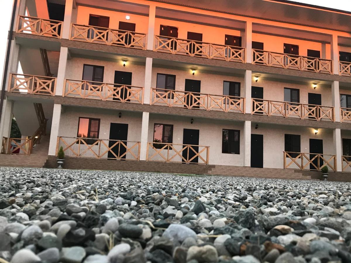 Guest House Dana Pitsunda Dış mekan fotoğraf
